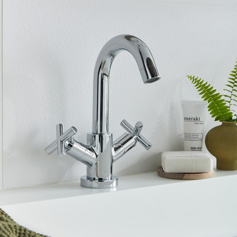 Mono
Basin Mixer