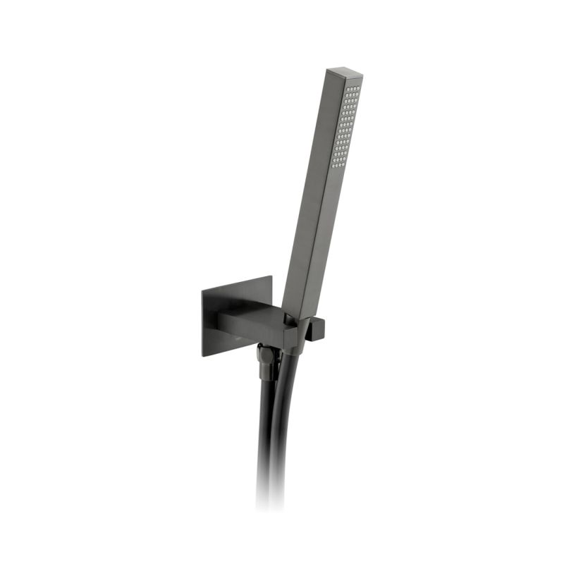 Mini Shower Kit
with Integrated Outlet