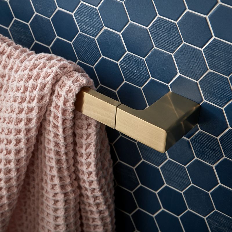 Towel Rail
450mm (18”)