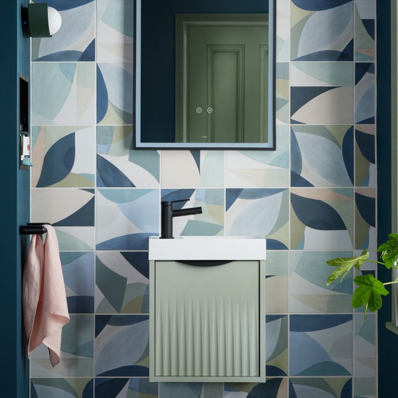 Safari Fluted Wall-Hung Cloakroom Unit, 400mm Left Pull