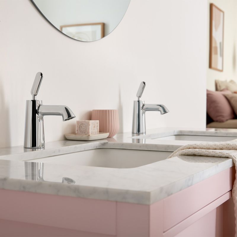Mini Mono Basin Mixer + Universal Waste