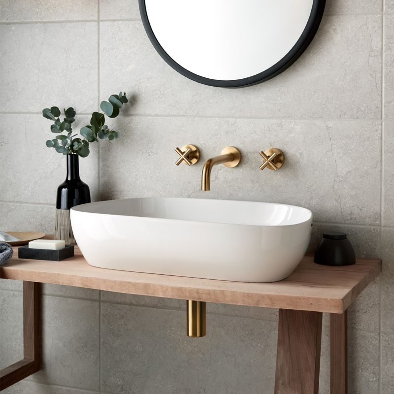 Wall Mounted
Basin Mixer
200mm Spout