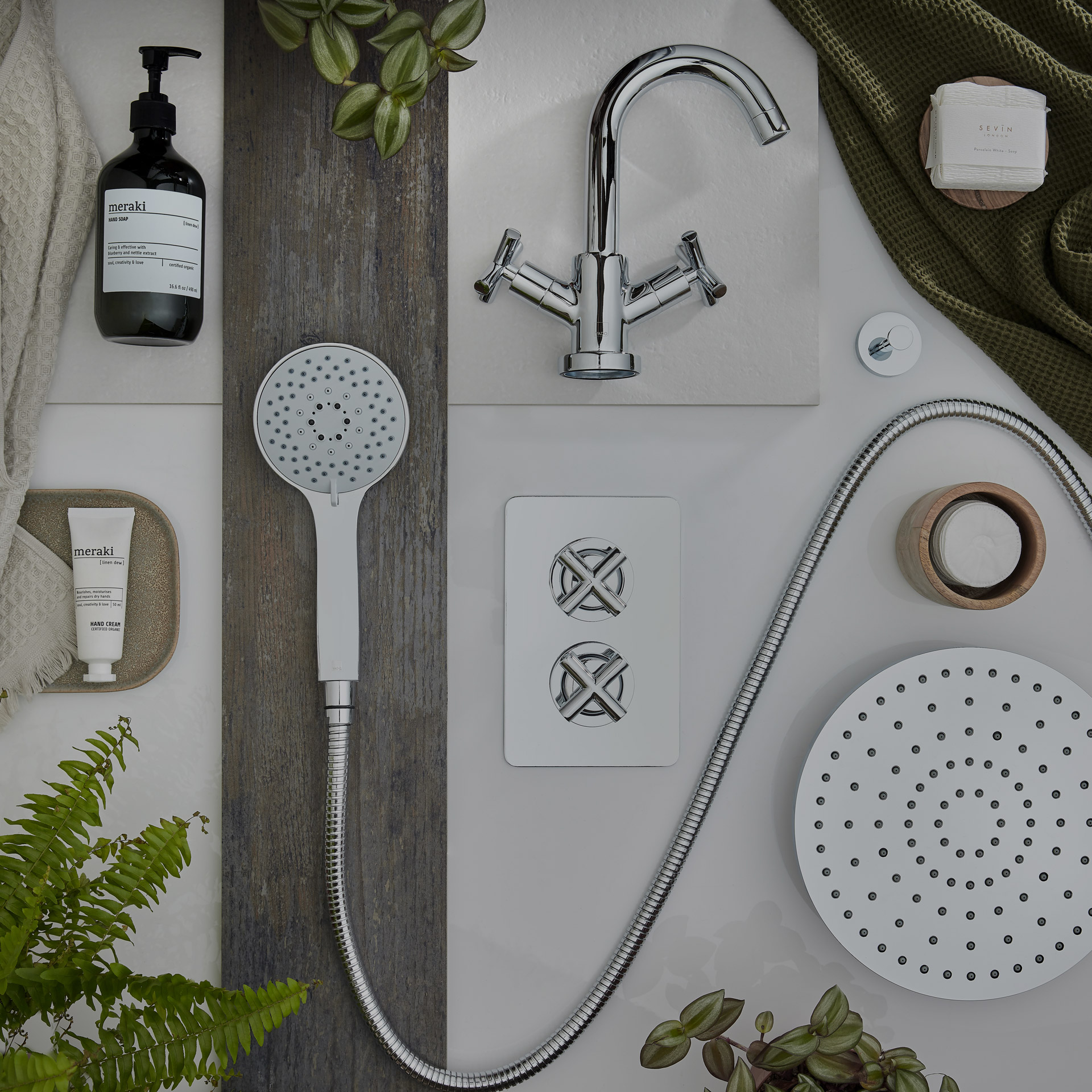 BS FLATLAY BLK 3 2